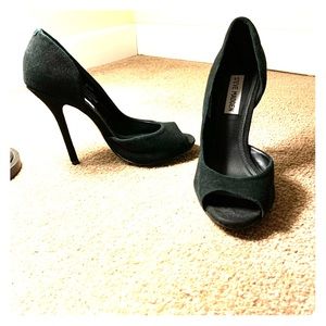 🖤LAST CHANCE🖤Black Steve Madden Heels